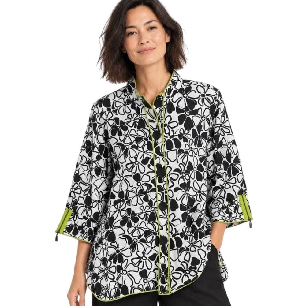 Multiples floral button down blouse black and white floral green piping sz L